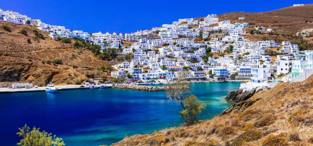 Απόδραση... εντός συνόρων: Τα ελληνικά νησιά που επιστρέφουν δυναμικά στις προτιμήσεις των Ελλήνων ΦΩΤΟ Απόδραση... εντός συνόρων: Τα ελληνικά νησιά που επιστρέφουν δυναμικά στις προτιμήσεις των Ελλήνων ΦΩΤΟ