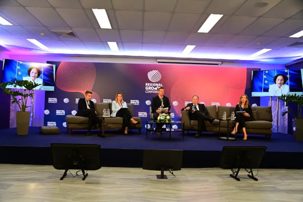 Ολοκληρώθηκε το 14ο Regional Growth Conference: Τρεις ημέρες διαλόγου για το μέλλον των περιφερειών ΦΩΤΟ
