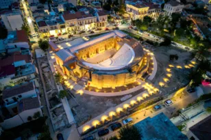 Ρωμαϊκό Ωδείο Πάτρας: Στη Βουλή η μη παραχώρησή του στο Διεθνές Φεστιβάλ