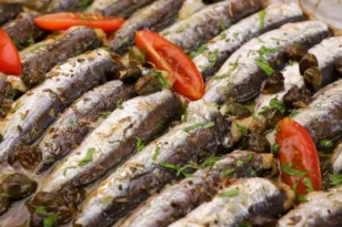 Αυτά τα ψάρια πρέπει οπωσδήποτε να τα συμπεριλάβετε στη διατροφή σας, ακόμη και σε κονσέρβα!