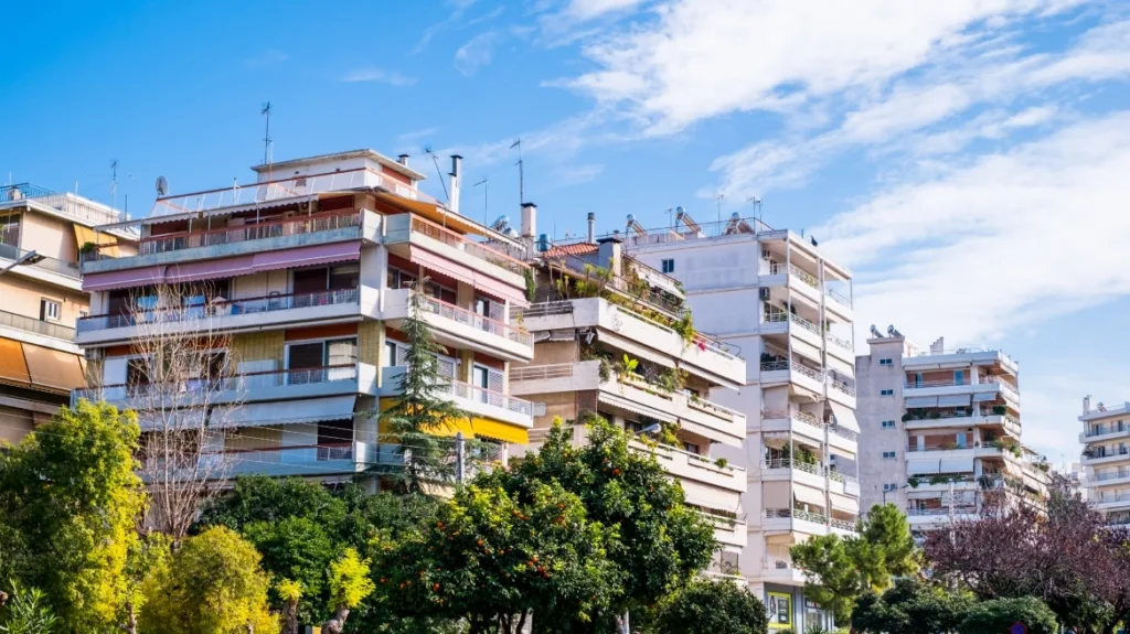 Πάτρα-Φοιτητικό σπίτι: Η αναζήτηση που γίνεται κάθε χρόνο και πιο δύσκολη - Πόσο αυξήθηκαν οι τιμές την τελευταία 10ετία Πάτρα-Φοιτητικό σπίτι: Η αναζήτηση που γίνεται κάθε χρόνο και πιο δύσκολη - Πόσο αυξήθηκαν οι τιμές την τελευταία 10ετία