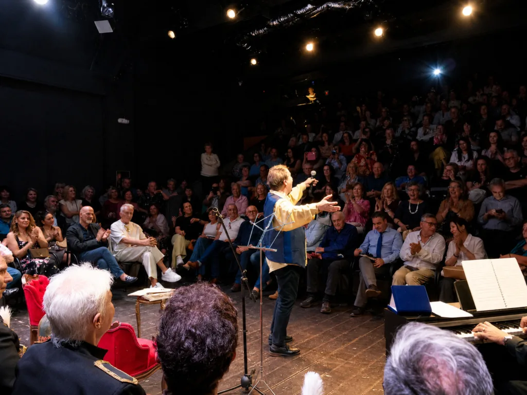 Παρουσιάστηκε η βιογραφία της αείμνηστης ηθοποιού Μέμας Σταθοπούλου - Η Πάτρα τίμησε την Μέμα της Παρουσιάστηκε η βιογραφία της αείμνηστης ηθοποιού Μέμας Σταθοπούλου - Η Πάτρα τίμησε την Μέμα της