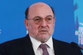«Όσοι ονειρεύονται περιπάτους και θριάμβους και θέλουν σιγουριές μάλλον δεν έχουν καταλάβει τίποτα ή κάνουν πως δεν έχουν καταλάβει τίποτα»