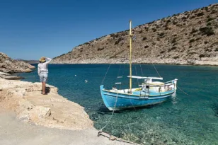 Μικρές Κυκλάδες: Το γαλλικό αφιέρωμα που τις βάζει στον χάρτη των αυθεντικών προορισμών