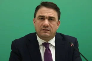 Τσουκαλάς για Μητσοτάκη: Ο μοναδικός πρωθυπουργός που παρουσιάζει εαυτόν ως Μεσσία