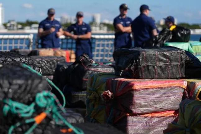 6,68 τόνοι κοκαΐνης στον Ειρηνικό – Το μεγαλύτερο πλήγμα κατά των ναρκωτικών στο Ελ Σαλβαδόρ