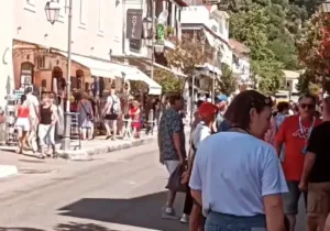 Στο Κατάκολο τρία κρουαζιερόπλοια μετέφεραν 13.000 κόσμο! ΦΩΤΟ