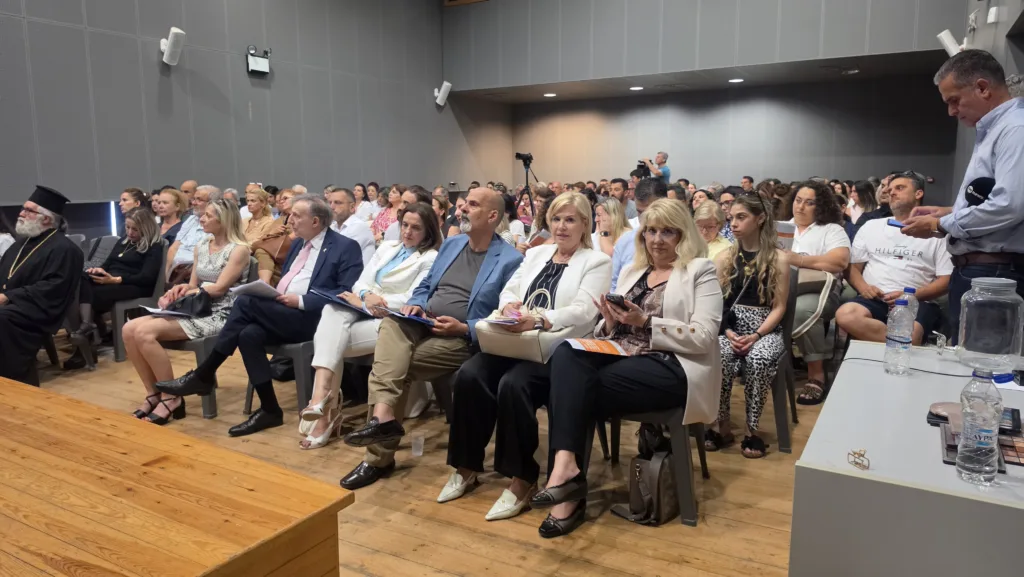Πάτρα - Ημερίδα για την Παιδική Κακοποίηση: «Η σιωπή είναι άμεσος συνεργός»