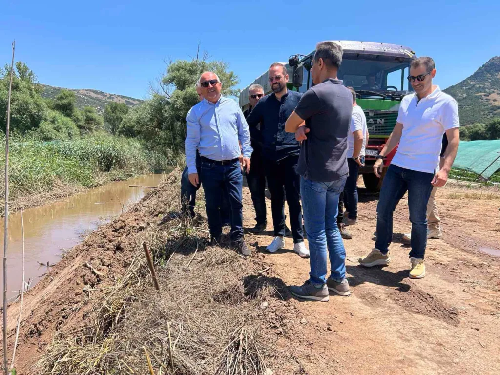 Εργα οδικής ασφάλειας και αντιπλημμυρικής θωράκισης επόπτευσε ο Φαρμάκης στα Καλάβρυτα