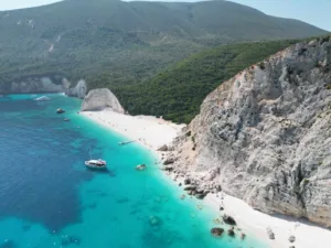 Αυτή η παραλία της Κεφαλλονιάς βγήκε 2η καλύτερη στον κόσμο! Αυτή η παραλία της Κεφαλλονιάς βγήκε 2η καλύτερη στον κόσμο!