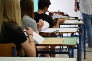 Πανελλήνιες Εξετάσεις: Τελειώνει το μαρτύριο για μαθητές και μαθήτριες