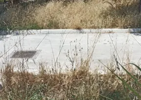 Πάτρα: Σκηνικό παραμέλησης στα Ταμπάχανα - Πλατείες στην εγκατάλειψη