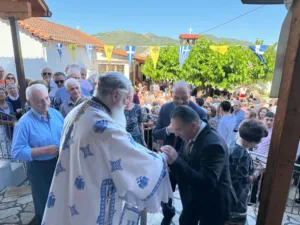 Ακράτα: Στη Θεία Λειτουργία ο Μητροπολίτης Ιερώνυμος ΦΩΤΟΓΡΑΦΙΕΣ Ακράτα: Στη Θεία Λειτουργία ο Μητροπολίτης Ιερώνυμος ΦΩΤΟΓΡΑΦΙΕΣ