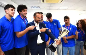 Τα Εκπαιδευτήρια «Αναγέννηση» τιμήθηκαν από τον Νεκτάριο Φαρμάκη - Φωτογραφίες Τα Εκπαιδευτήρια «Αναγέννηση» τιμήθηκαν από τον Νεκτάριο Φαρμάκη - Φωτογραφίες