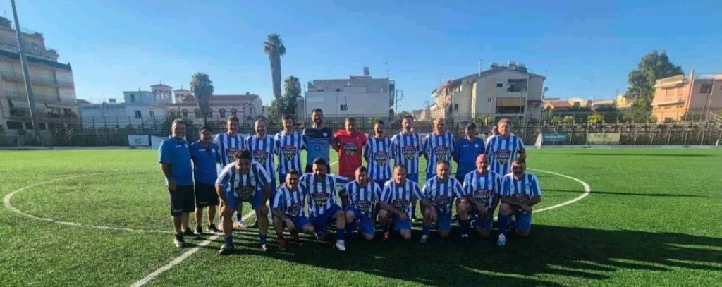 Πρόσφεραν θέαμα οι Παλαίμαχοι Πάτρας και Μεσολογγίου Πρόσφεραν θέαμα οι Παλαίμαχοι Πάτρας και Μεσολογγίου