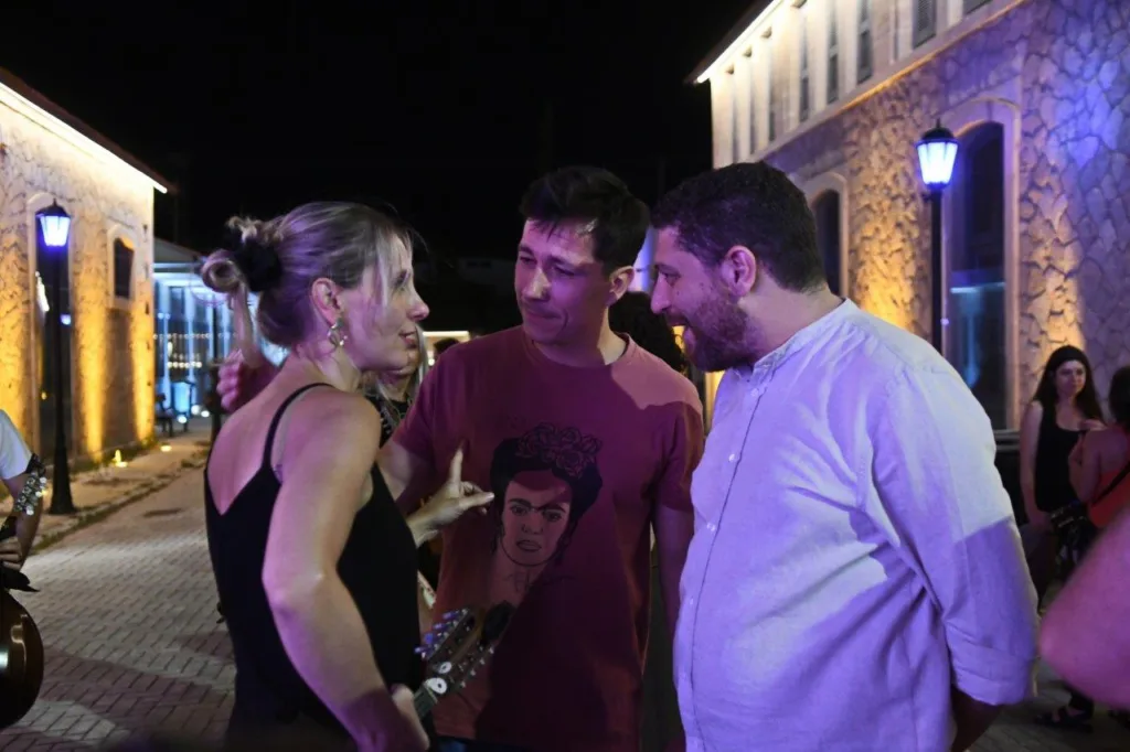Active Member με Νυκτά Έγχορδα: Η Πάτρα άκουσε low bap αλλιώς ΦΩΤΟ