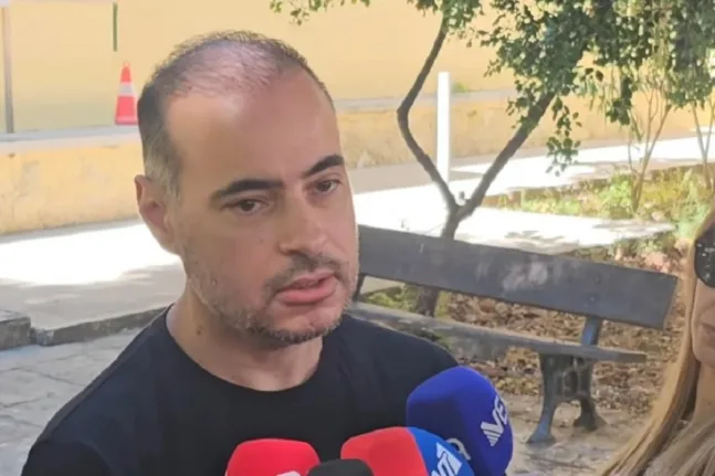 Αδελφός σταυρούλας