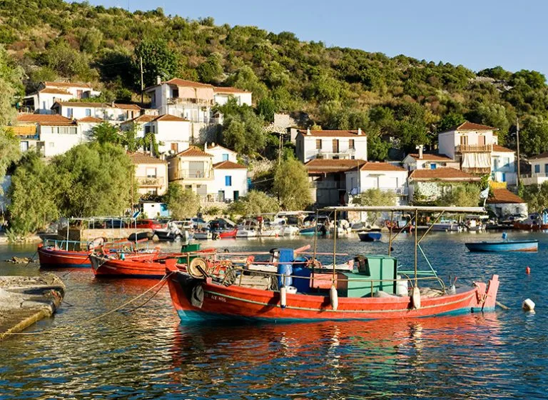 Μια διαδρομή στο πιο θαλασσινό άκρο του Πηλίου: Τρίκερι, Αγία Κυριακή και Κόττες Μια διαδρομή στο πιο θαλασσινό άκρο του Πηλίου: Τρίκερι, Αγία Κυριακή και Κόττες