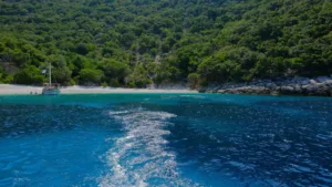 Ιθάκη και Κεφαλονιά: Ο απόλυτος οδηγός για «island hopping» με αφετηρία την Δυτική Ελλάδα