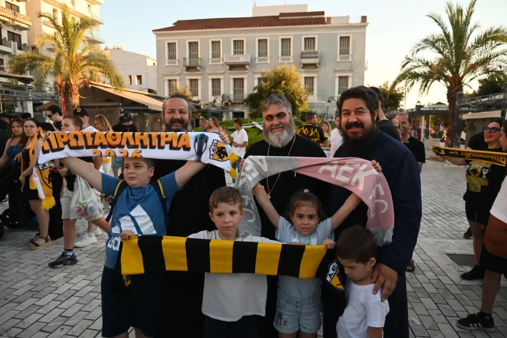 Αποθέωση για Μάριο Ηλιόπουλο στην Πάτρα