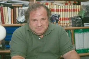 Ο Ανδρέας Μαζαράκη δημοσιογράφος