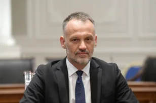 Πολιτικές εξελίξεις στη Βόρεια Μακεδονία: Παραιτήθηκε ο αντιπρόεδρος της κυβέρνησης