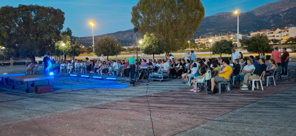 Το Άρμα Θέσπιδος του ΔΗΠΕΘΕ Πάτρας συνεχίζει την καλοκαιρινή του περιοδεία με τον Επιθεωρητή του Νικολάι Γκόγκολ Το Άρμα Θέσπιδος του ΔΗΠΕΘΕ Πάτρας συνεχίζει την καλοκαιρινή του περιοδεία με τον Επιθεωρητή του Νικολάι Γκόγκολ