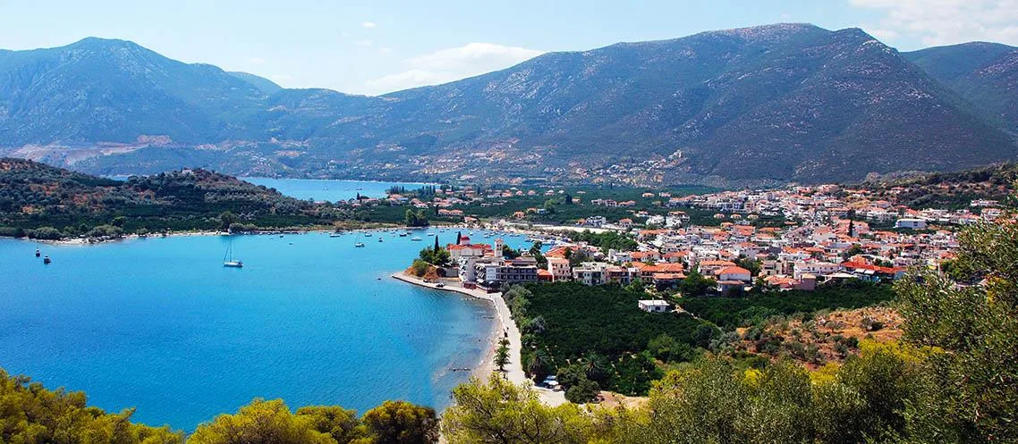 Πελοπόννησος: 5 προορισμοί για καλοκαιρινές διακοπές χωρίς καράβι Πελοπόννησος: 5 προορισμοί για καλοκαιρινές διακοπές χωρίς καράβι
