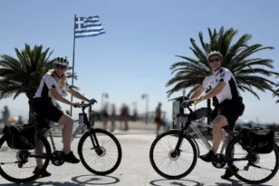 Αστυνομικές περιπολίες με ποδήλατα στην παραλιακή ζώνη της Κατερίνης