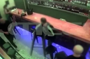 Χαλκίδα: Μπήκαν σε μπαρ, τα έσπασαν και απείλησαν τον ιδιοκτήτη