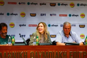 Στην άμμο χτίζονται παλάτια: Το Πρώτο σερβίς στο 32ο Πανελλήνιο πρωτάθλημα Beach Volley Στην άμμο χτίζονται παλάτια: Το Πρώτο σερβίς στο 32ο Πανελλήνιο πρωτάθλημα Beach Volley