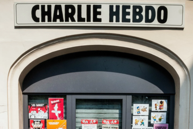Γαλλία: Αντιδράσεις για το πρωτοσέλιδο του Charlie Hebdo μετά τη δολοφονία της 11χρονης