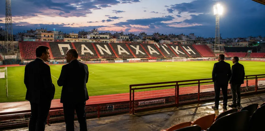 Πέφτουν υπογραφές στην Παναχαϊκή