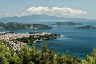 Σκιάθος: Η "βασίλισσα" των Σποράδων