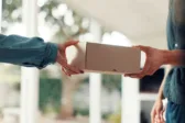 ΑΑΔΕ: Τι αλλάζει στους τελωνειακούς ελέγχους για 500 επιχειρήσεις
