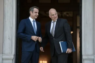 Ψηφιακή «ασπίδα» στο Πεντάγωνο: Μητσοτάκης και Δένδιας εγκαινιάζουν το υπερσύγχρονο Κέντρο Κυβερνοάμυνας του ΓΕΕΘΑ