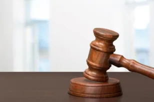 Βόλος: Επιτέθηκε στη μητέρα του επειδή δεν είχε χρήματα για το μηχανάκι του