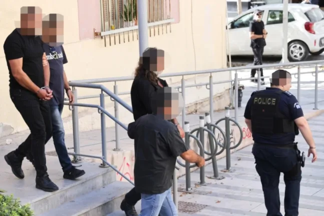 Δολόφωνα θύματα δασκάλα