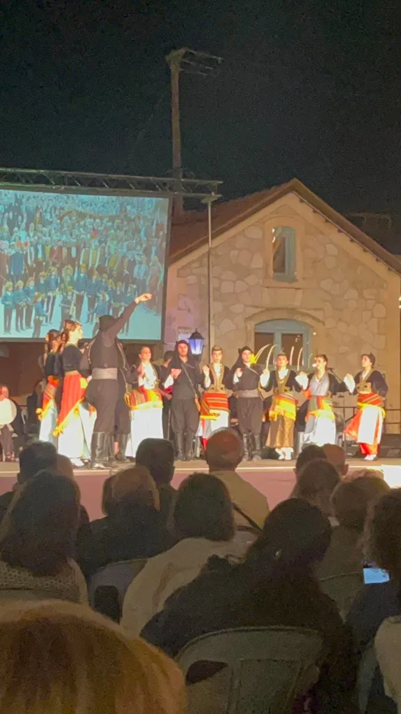 Πάτρα: Πάνω από 1.000 θεατές στα Παλαιά Σφαγεία για το «Εγώ η Θάλασσα» ΦΩΤΟ