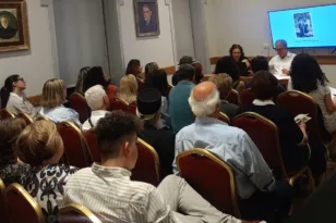 Πάτρα: Ο Γιώργος Κατσίμπαλης ξανασυστήθηκε μέσα από τη Στέγη Παλαμά