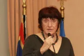 Πέθανε η Ελένη Πορτάλιου – Η διανοούμενη της Αριστεράς που άφησε αποτύπωμα στους αγώνες για την πόλη