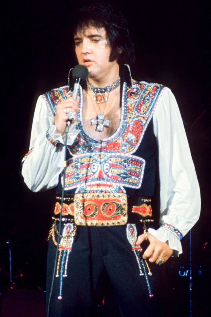 Elvis Presley: Το τελευταίο live, το «Can’t Help Falling in Love» και η βραδιά που γράφτηκε αργότερα στην ιστορία