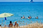Επίδομα αδείας 2026: Πόσα χρήματα δικαιούστε φέτος και τι αλλάζει με τις άδειες