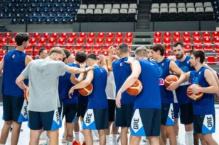 Η Εθνική με Περσίδη, Πλώτα, Καρακώστα και χωρίς Μήτογλου, Μωραΐτη, Καλαϊτζάκη