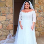 Τα σκαλιά της εκκλησίας ανέβηκε η Δανάη Μπάρκα: Το παραδοσιακό γλέντι στη Μεσσηνία, τα κρητικά και το τραγούδι της νύφης ΦΩΤΟ Τα σκαλιά της εκκλησίας ανέβηκε η Δανάη Μπάρκα: Το παραδοσιακό γλέντι στη Μεσσηνία, τα κρητικά και το τραγούδι της νύφης ΦΩΤΟ