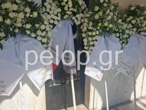 Πάτρα: Η πόλη δακρύζει, σπαρακτικό το τελευταίο «αντίο» στον Διονύση και τον 16χρονο Ηλία-Κωνσταντίνο Γκέκα, ΦΩΤΟ