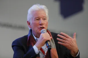 Γκιρ κατά Τραμπ: Ποιος θα φανταζόταν ότι ένας τέτοιος μανιακός θα γινόταν πρόεδρος, καταστρέφει ό,τι καλό υπάρχει στις ΗΠΑ