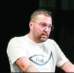 Μύθοι και αλήθειες για τους καρχαρίες σε Πατραϊκό-Κορινθιακό: Δεν κινδυνεύουμε, δεν τους πειράζουμε Μύθοι και αλήθειες για τους καρχαρίες σε Πατραϊκό-Κορινθιακό: Δεν κινδυνεύουμε, δεν τους πειράζουμε