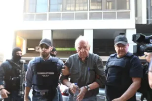 «Ήταν ήρεμος, πάμε για το αστυνομικό τμήμα, μου είπε», αποκαλυπτικός ο ταξιτζής που μετέφερε τον Γιωτόπουλο