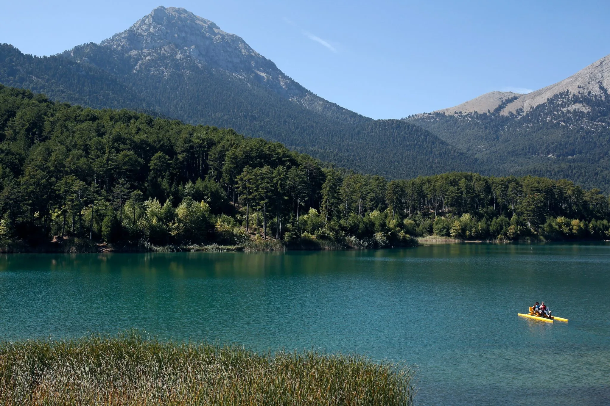 Κορινθία: 8 χωριά για καλοκαιρινές εκδρομές με θάλασσα, βουνό και φαγητό